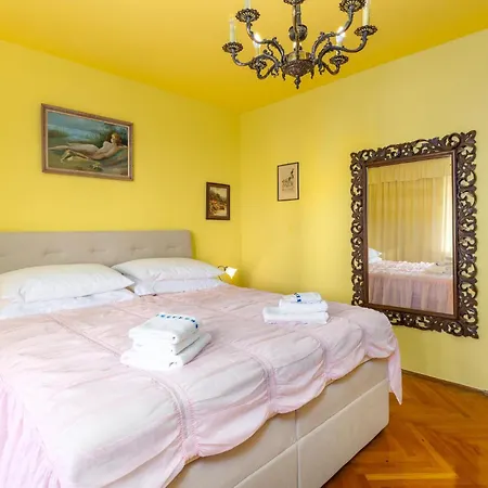 In With Wi-fi Apartamento Opatija